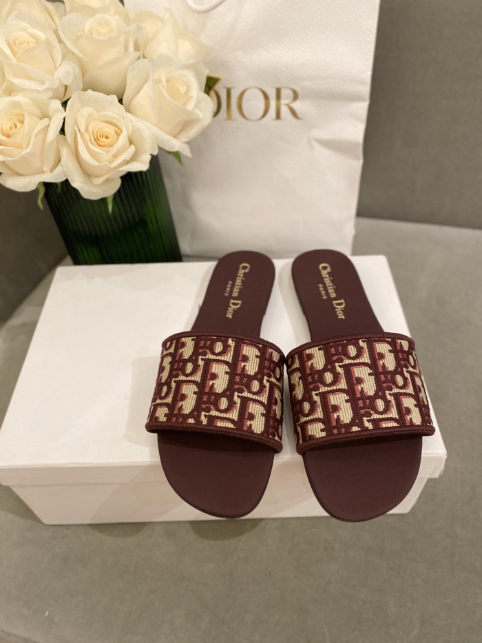 DR SLIPPERS