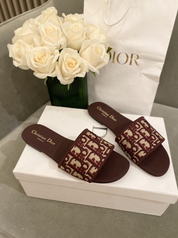 DR SLIPPERS