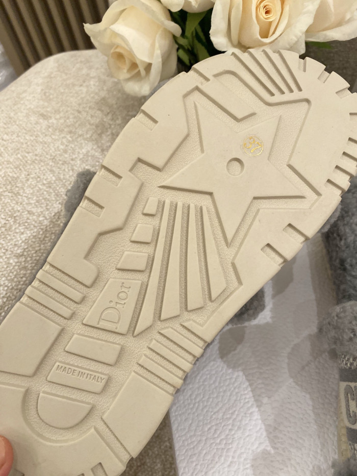 DR SLIPPERS