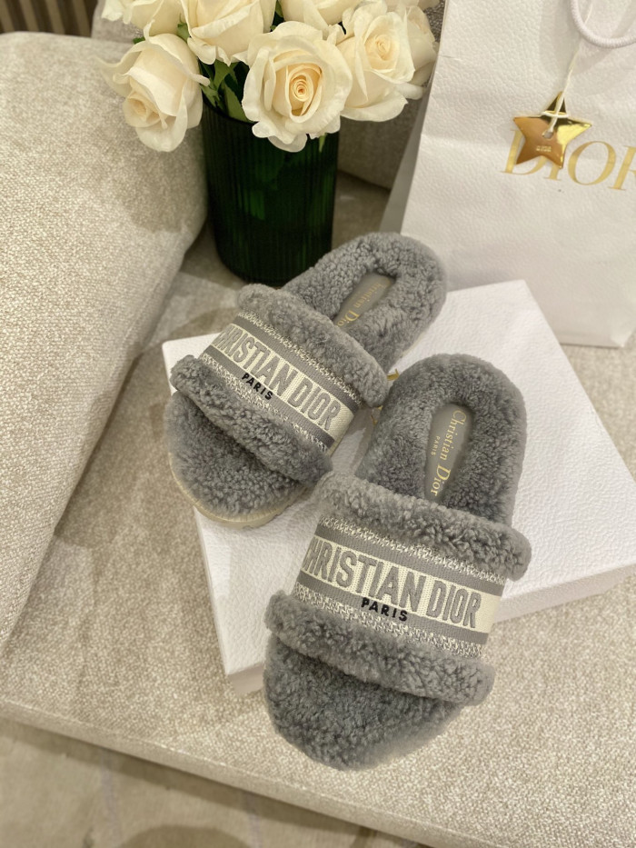 DR SLIPPERS