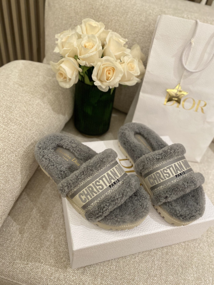 DR SLIPPERS