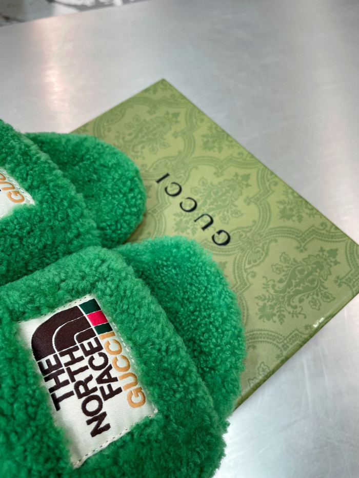 GUCC SLIPPERS