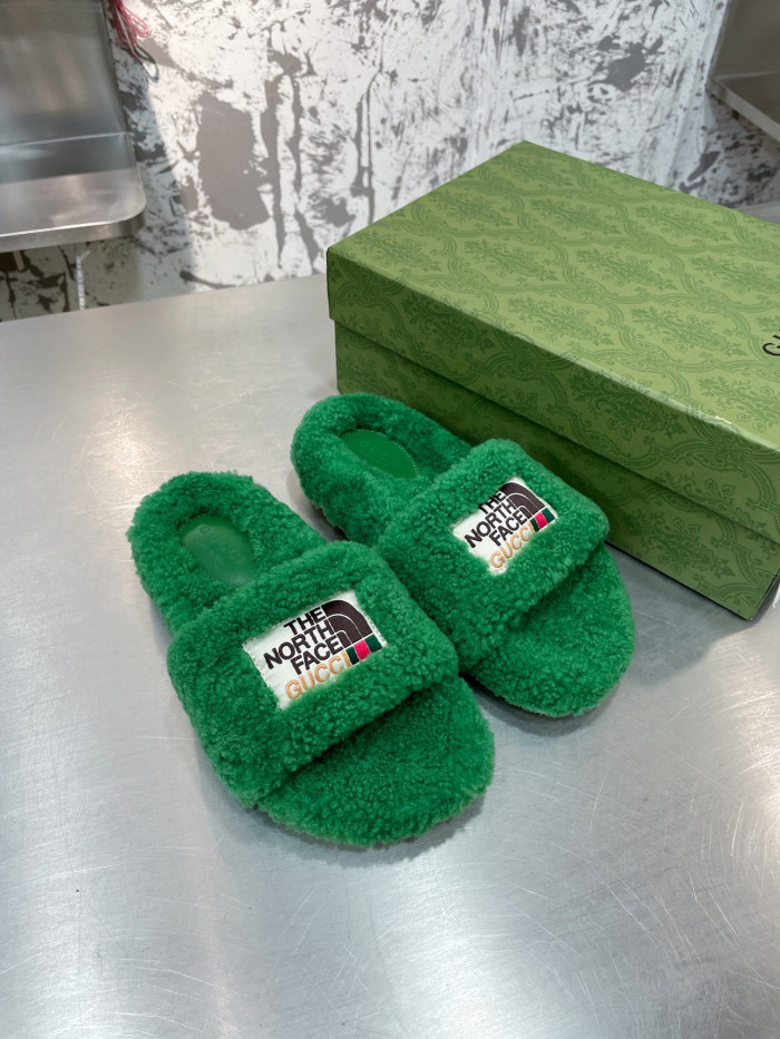 GUCC SLIPPERS