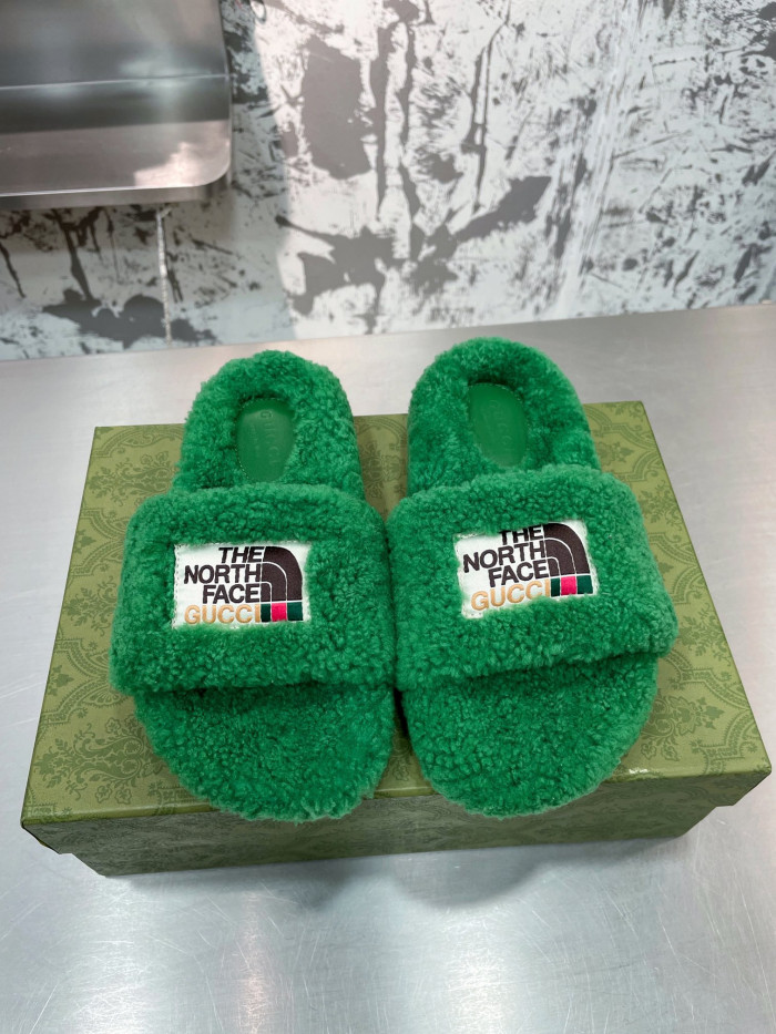 GUCC SLIPPERS