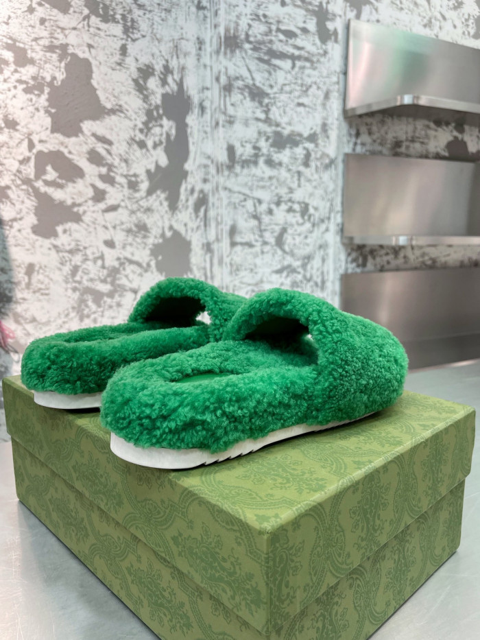 GUCC SLIPPERS