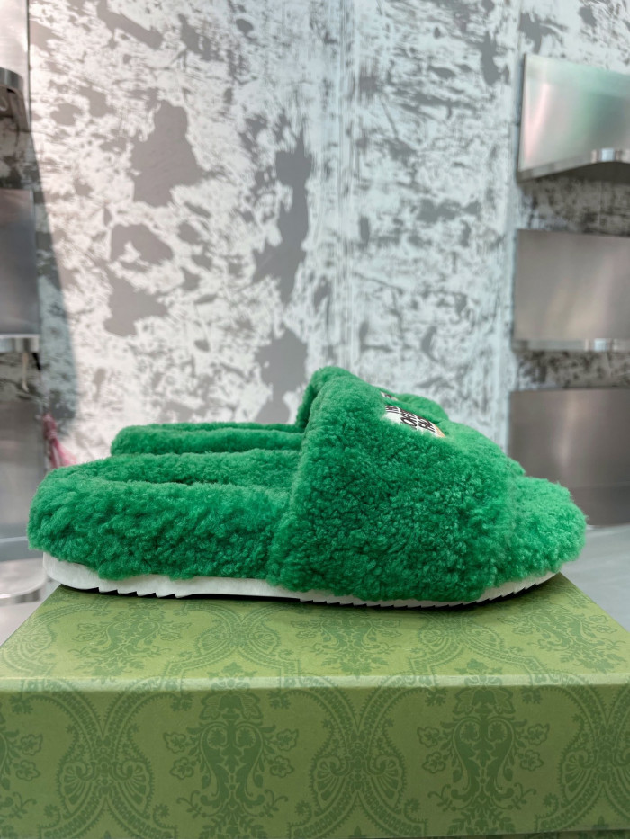 GUCC SLIPPERS