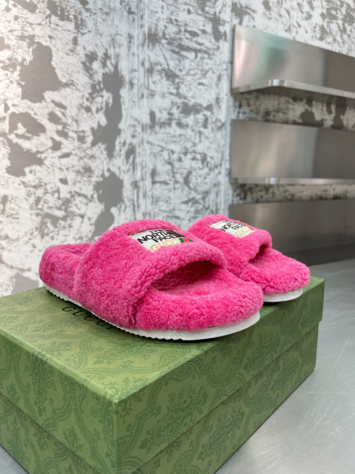 GUCC SLIPPERS