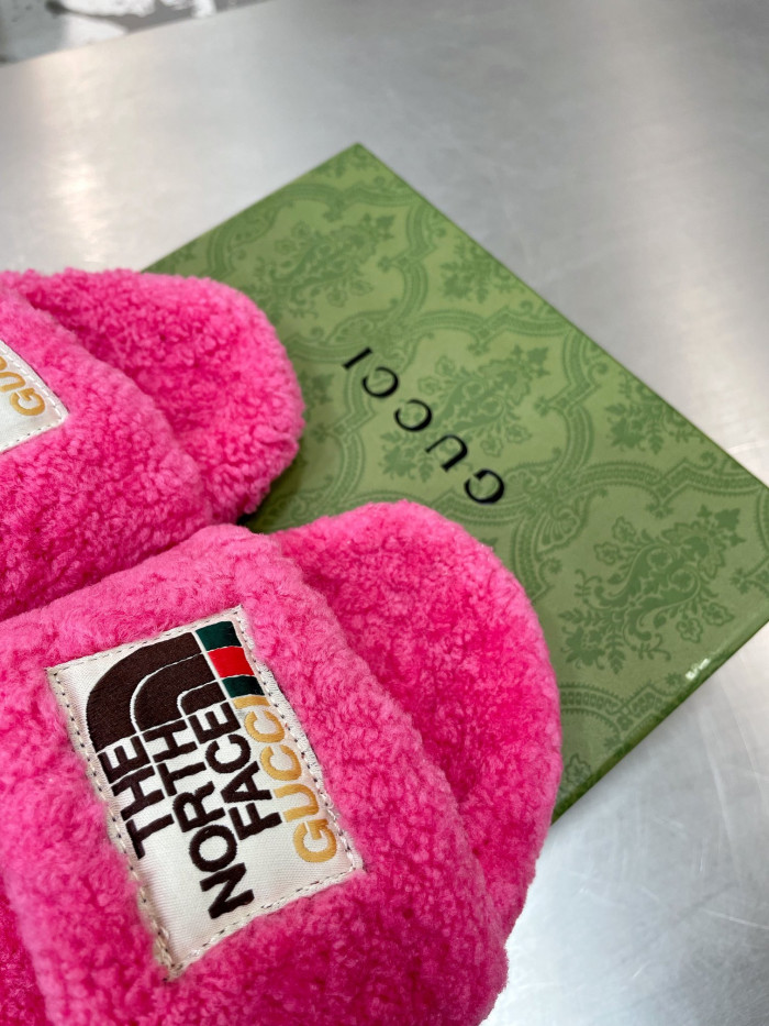 GUCC SLIPPERS