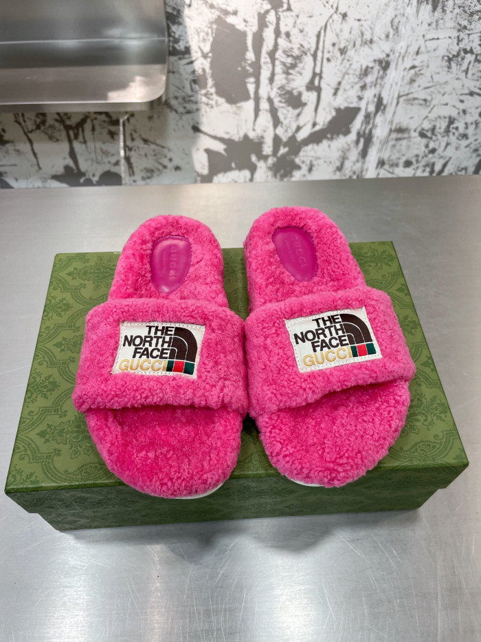 GUCC SLIPPERS