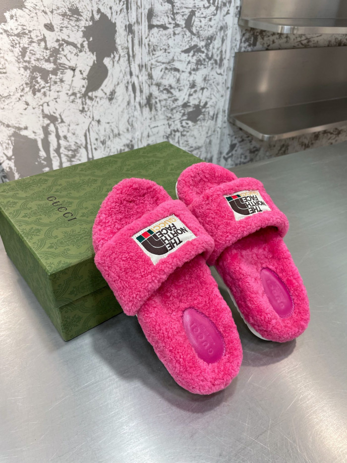 GUCC SLIPPERS