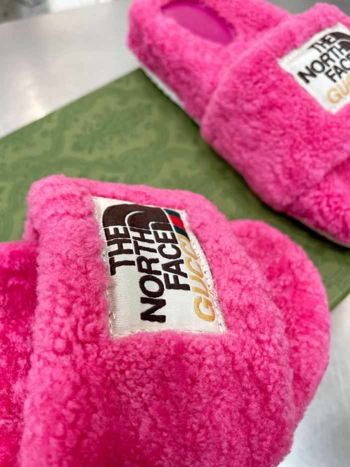 GUCC SLIPPERS