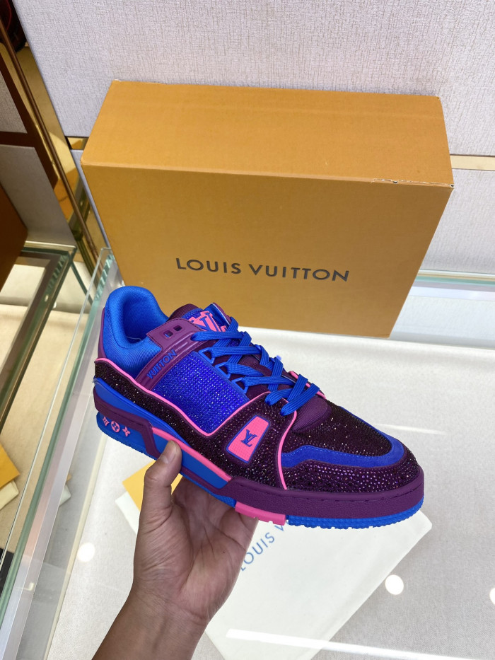 LV TRAINER SNEAKER LOW