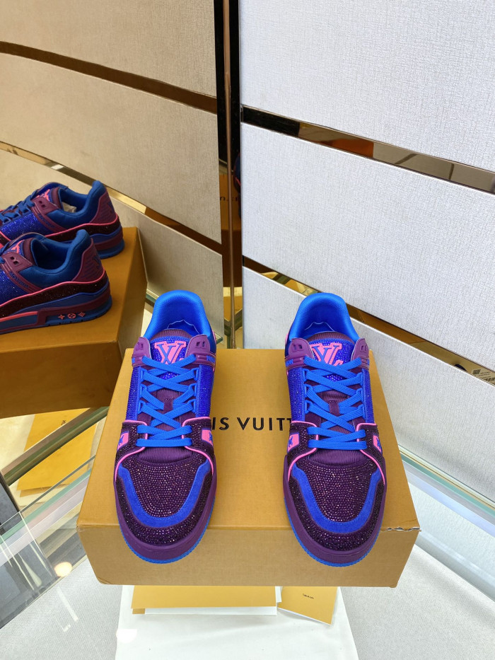LV TRAINER SNEAKER LOW