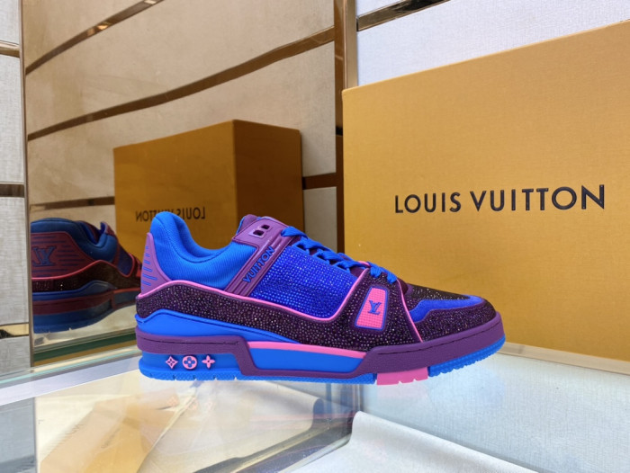 LV TRAINER SNEAKER LOW