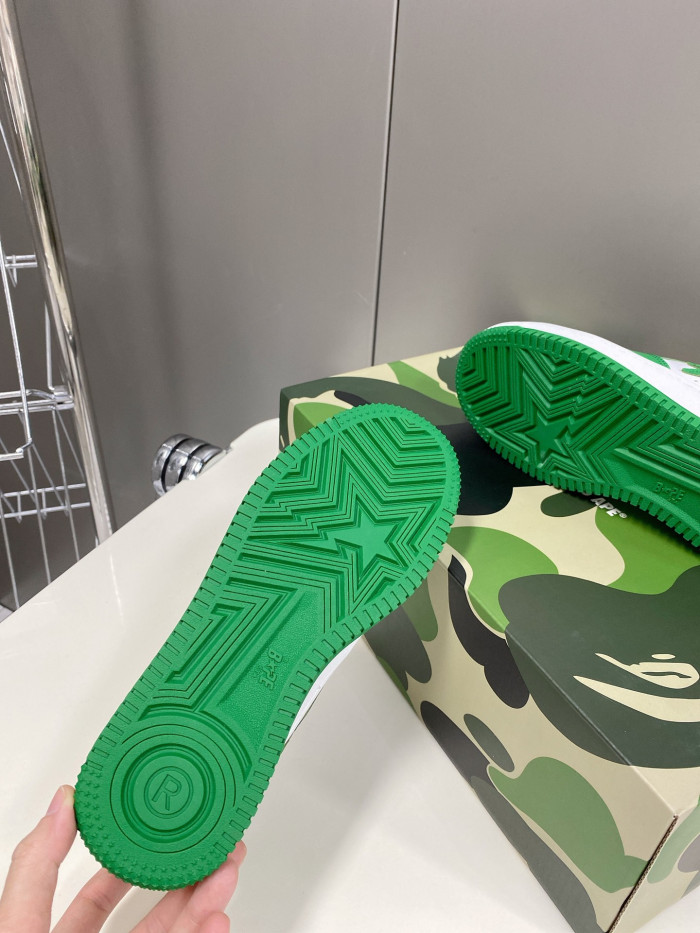 B*PE SNEAKER