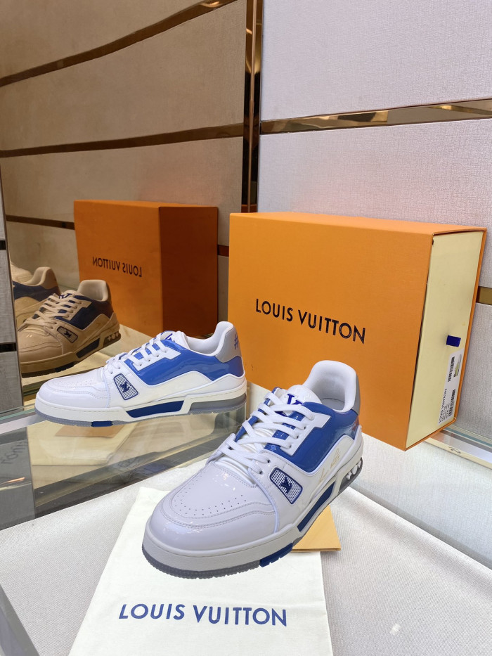 LV TRAINER SNEAKER LOW