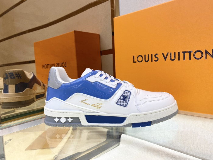 LV TRAINER SNEAKER LOW