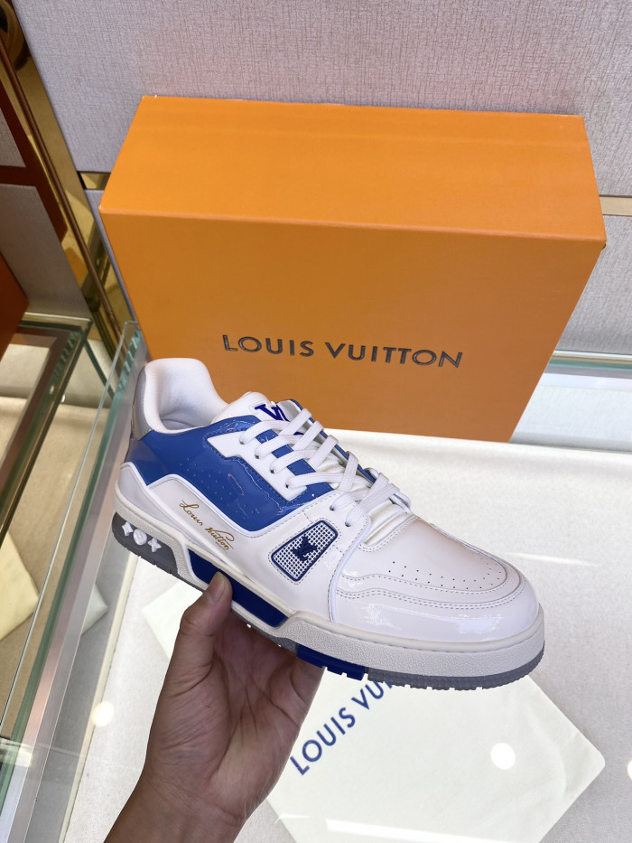 LV TRAINER SNEAKER LOW