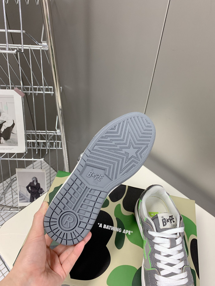 B*PE SNEAKER