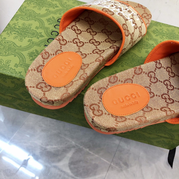 GUCC SLIPPERS
