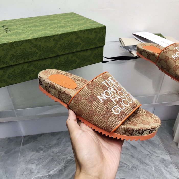 GUCC SLIPPERS