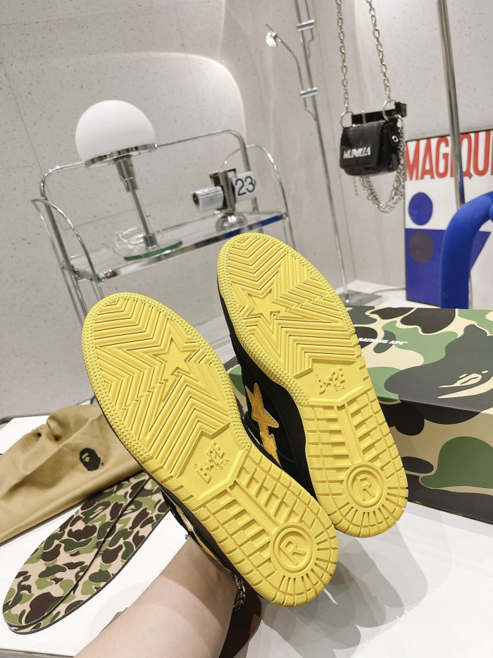 B*PE SNEAKER