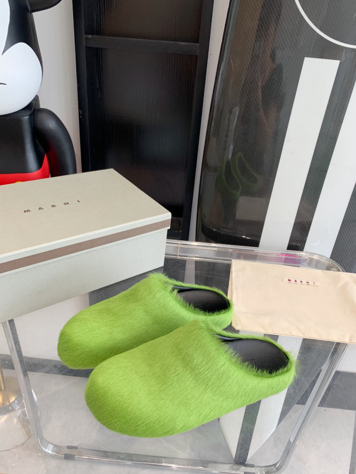 MARNI LONG HAIRCALFSKIN FUSSBETT SABOT