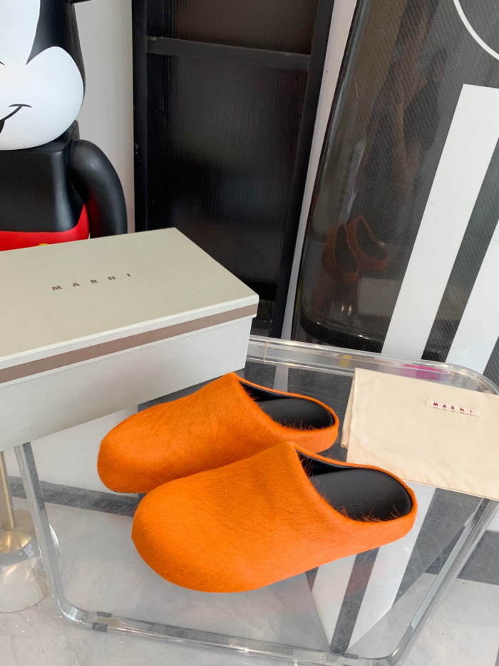 MARNI LONG HAIRCALFSKIN FUSSBETT SABOT