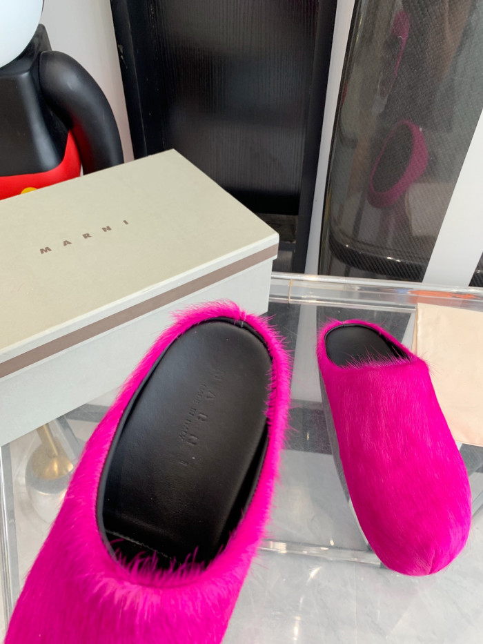 MARNI LONG HAIRCALFSKIN FUSSBETT SABOT
