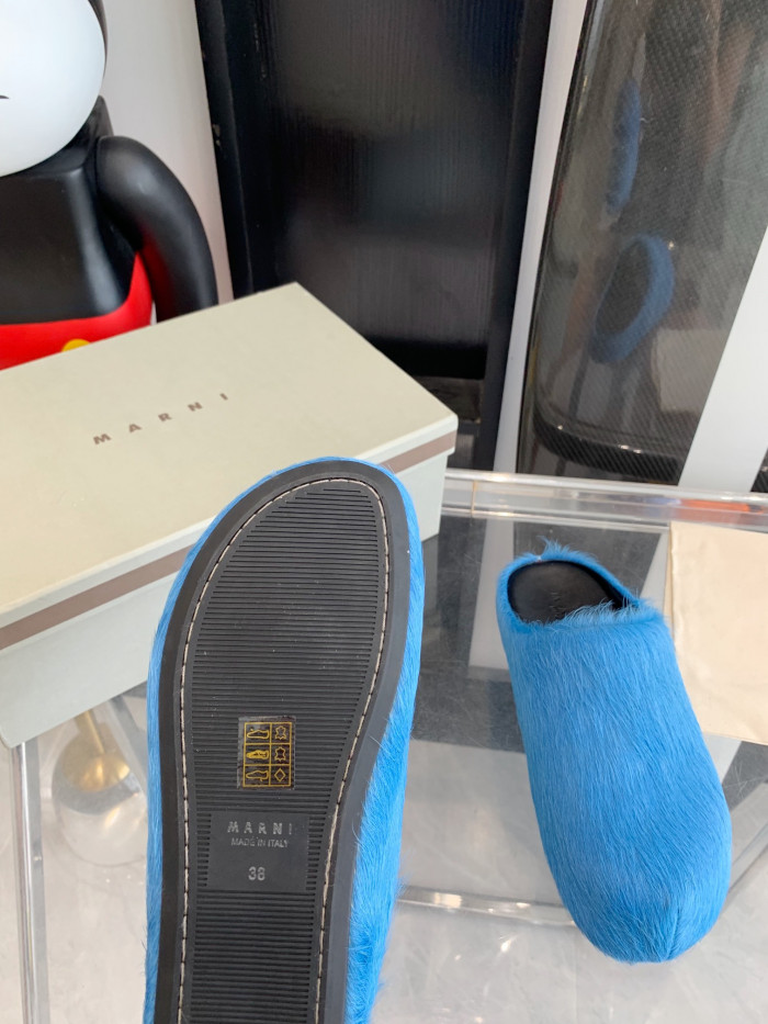 MARNI LONG HAIRCALFSKIN FUSSBETT SABOT