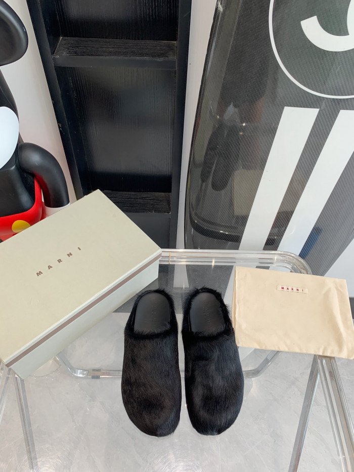 MARNI LONG HAIRCALFSKIN FUSSBETT SABOT