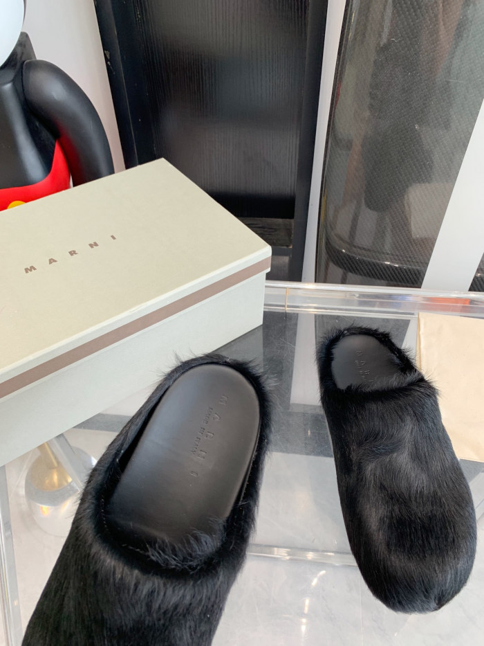 MARNI LONG HAIRCALFSKIN FUSSBETT SABOT