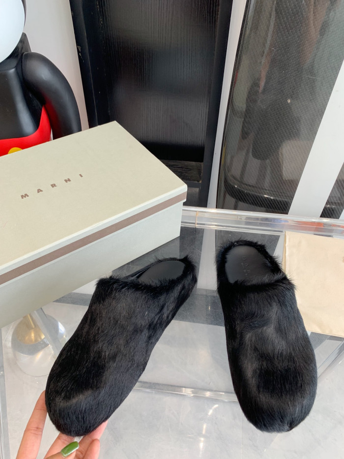 MARNI LONG HAIRCALFSKIN FUSSBETT SABOT