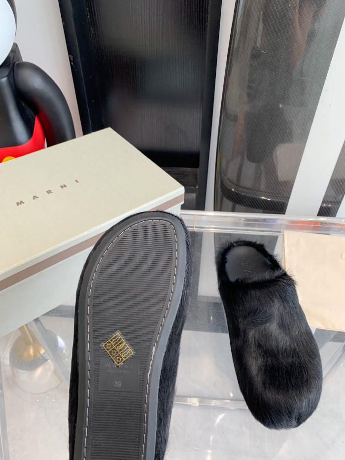 MARNI LONG HAIRCALFSKIN FUSSBETT SABOT