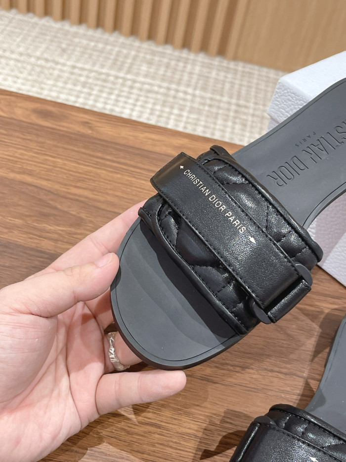 D10R SLIDER