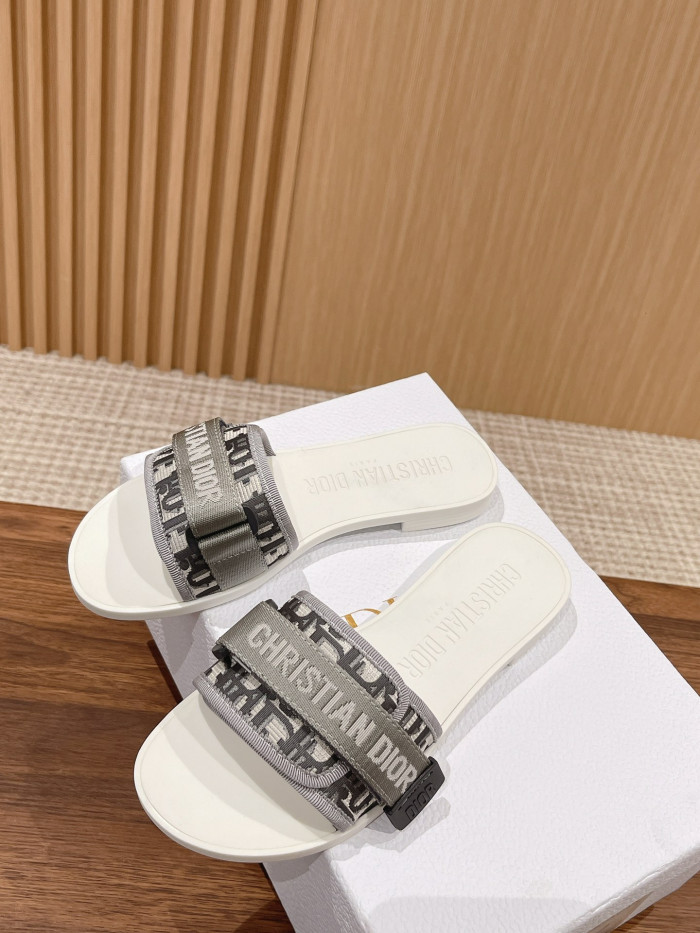D10R SLIDER