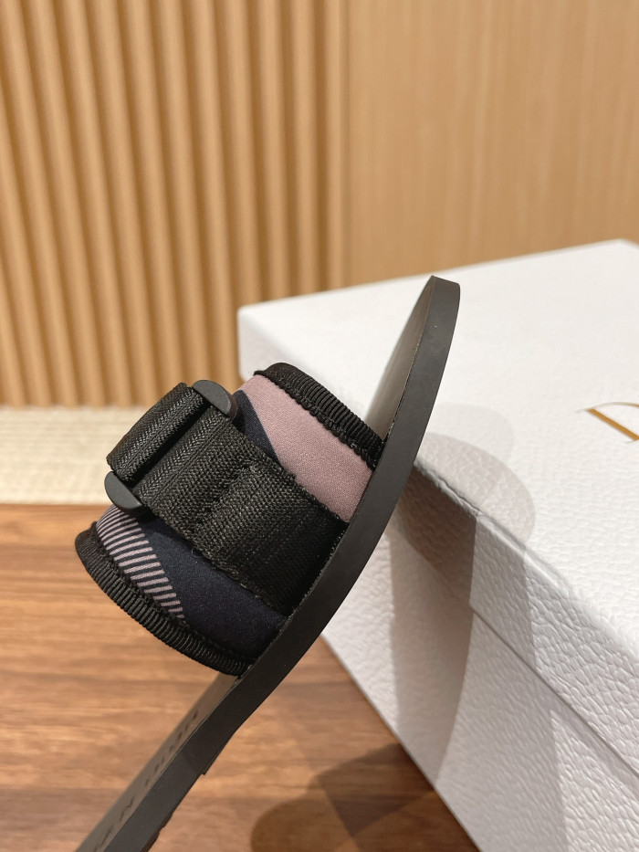 D10R SLIDER