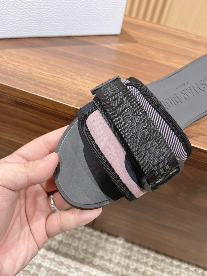 D10R SLIDER