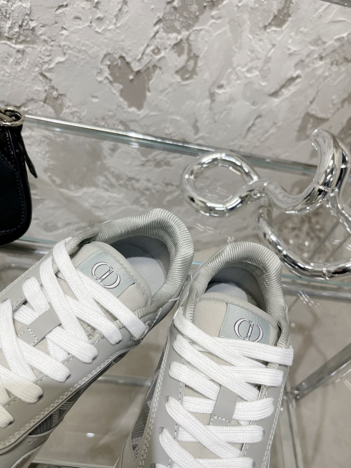 DR B27 SNEAKER