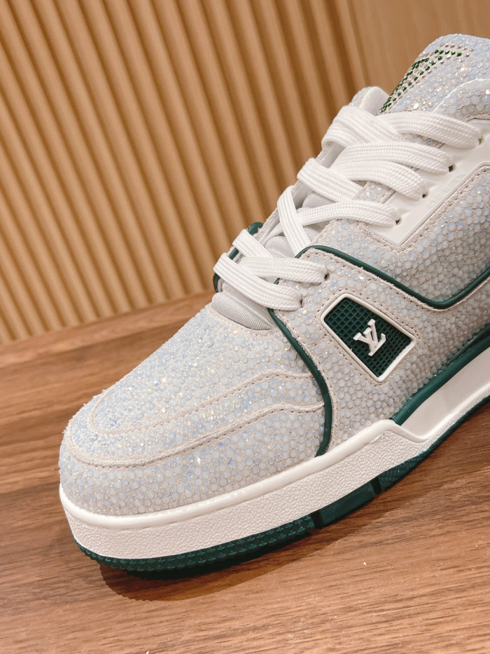 LV TRAINER SNEAKER
