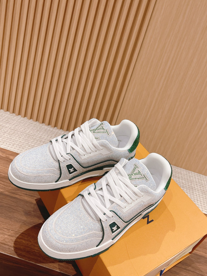 LV TRAINER SNEAKER