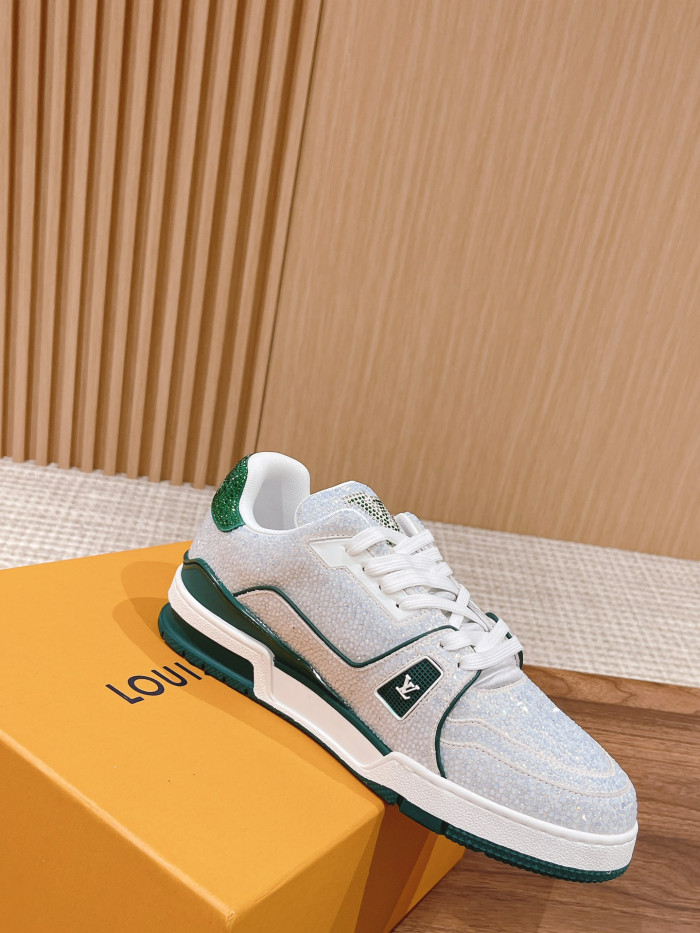LV TRAINER SNEAKER