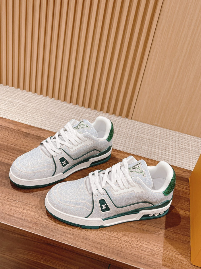 LV TRAINER SNEAKER