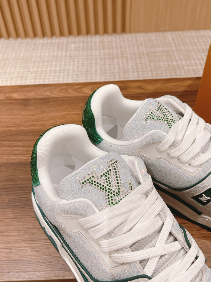 LV TRAINER SNEAKER