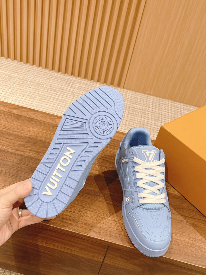 LV TRAINER SNEAKER