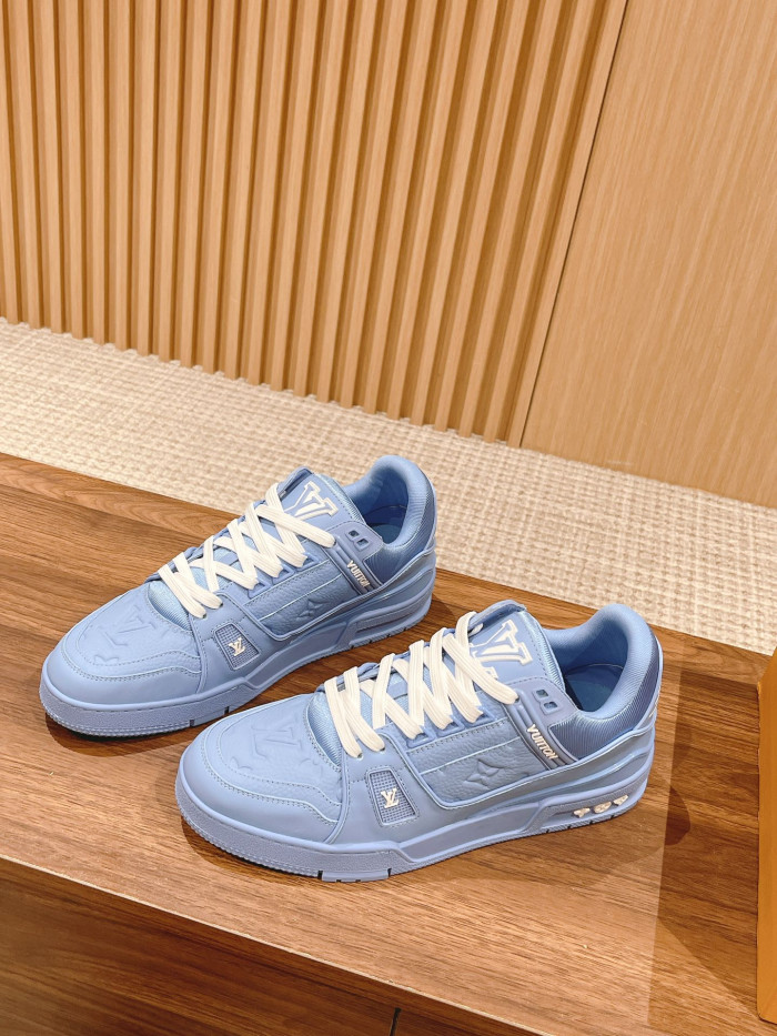 LV TRAINER SNEAKER