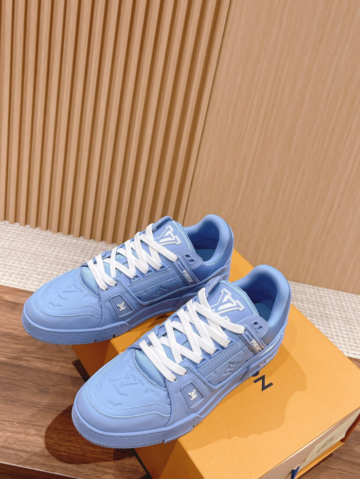 LV TRAINER SNEAKER