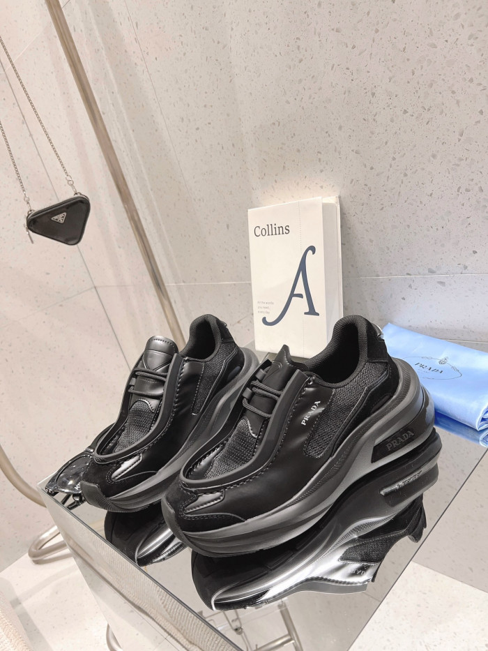 Pra*a brushed leather sneaker