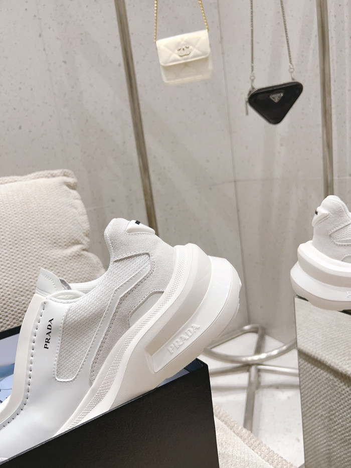 Pra*a brushed leather sneaker