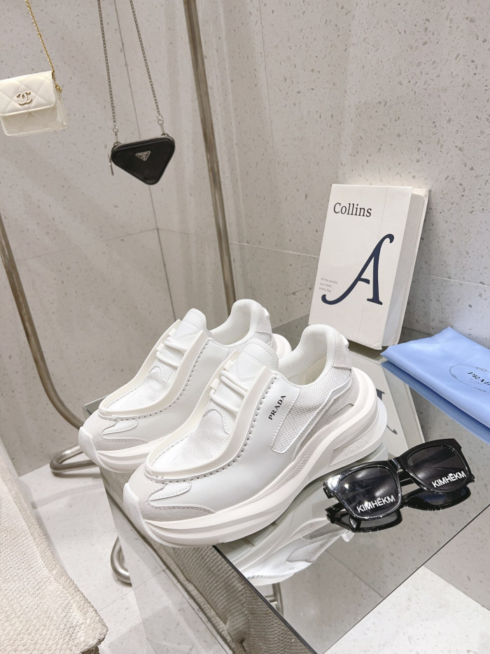 Pra*a brushed leather sneaker